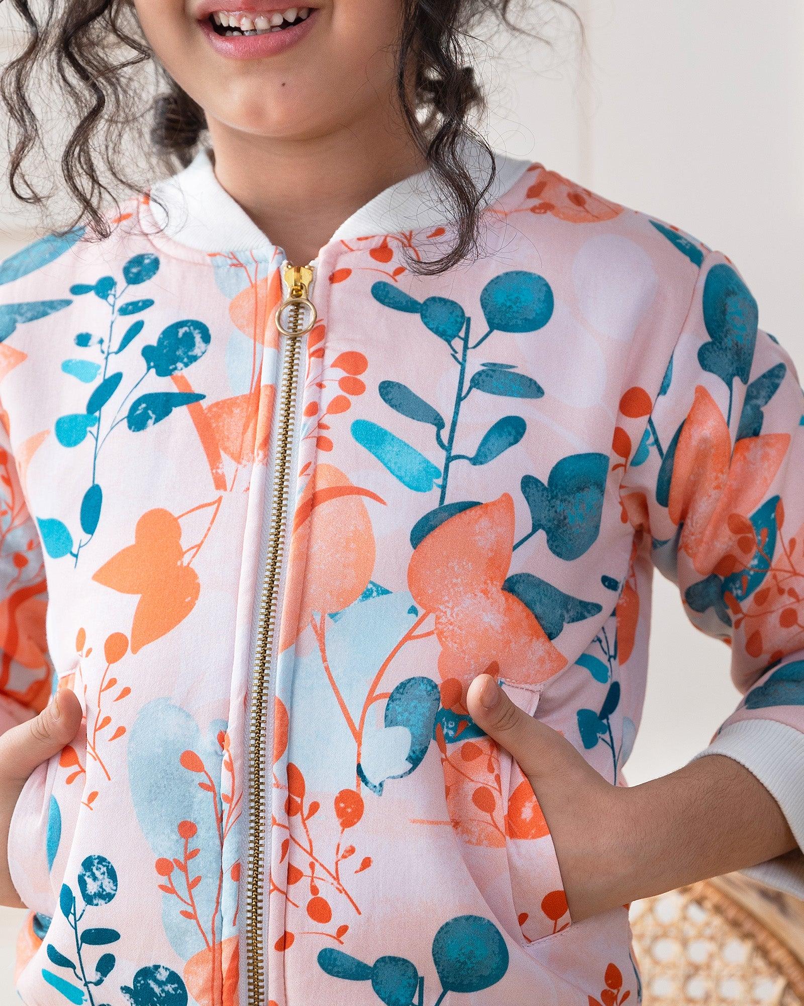 Spring's must-have! floral bomber jacket with blooming florals. Lightweight & comfy.