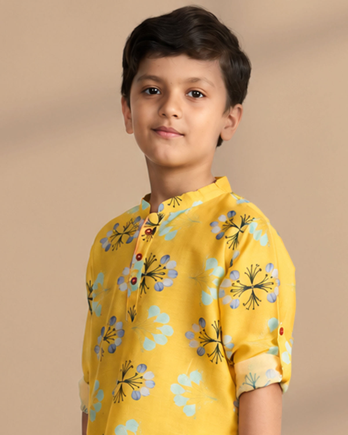 SUNEHRA JASHN KURTA SET
