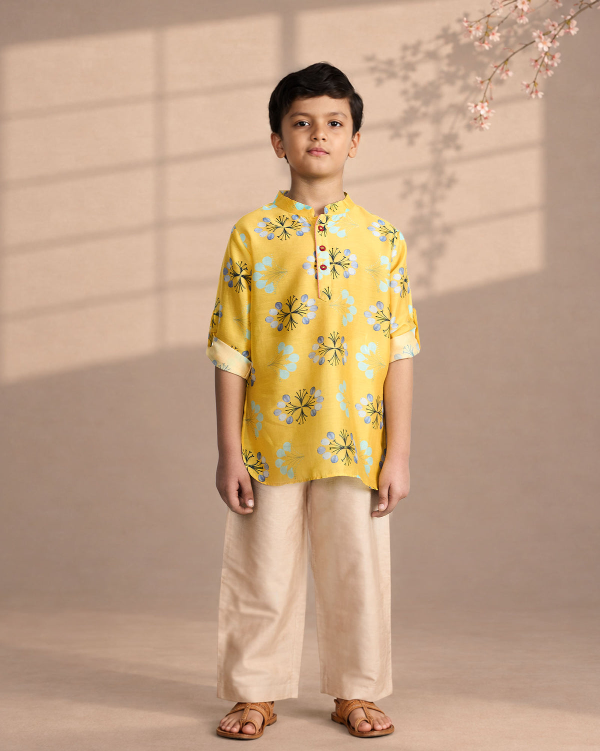 SUNEHRA JASHN KURTA SET